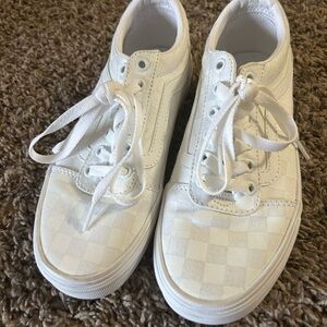 Women’s Vans White Checkered shoes 6.5